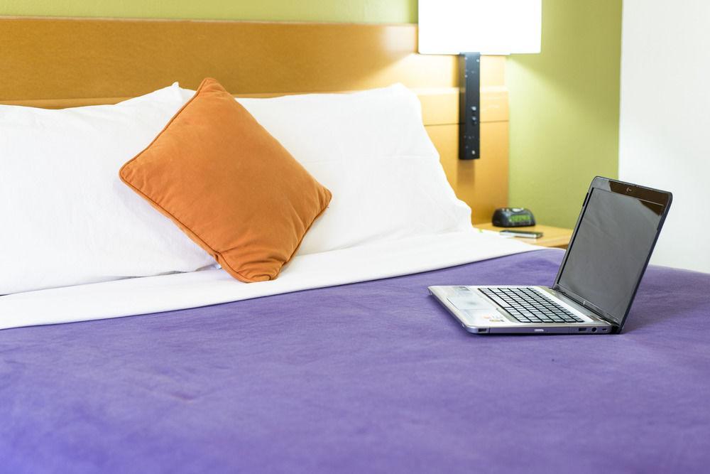 Ibis Styles Geraldton Hotel Exterior photo