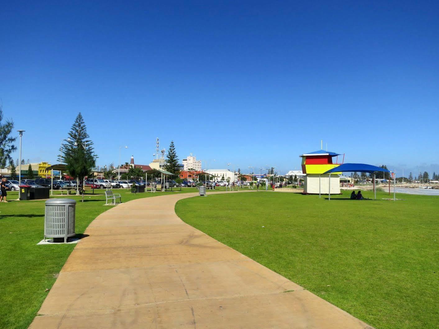 Ibis Styles Geraldton Hotel Exterior photo